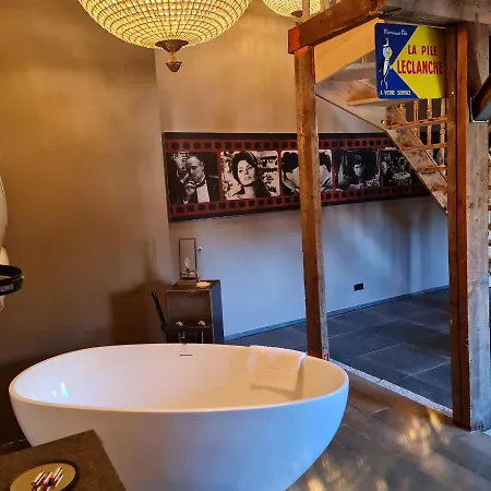 ベッド・アンド・ブレックファスト Vet - 4*