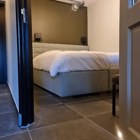 Bed & Breakfast Vet -