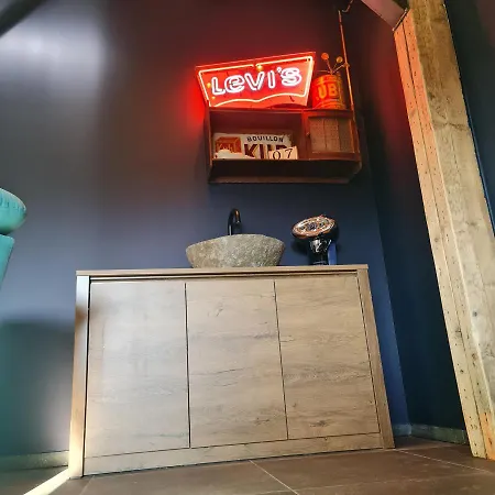 Bed & Breakfast Vet -